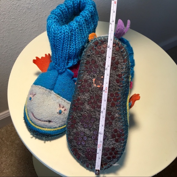 Garnet Hill fish slippers - Picture 6 of 7